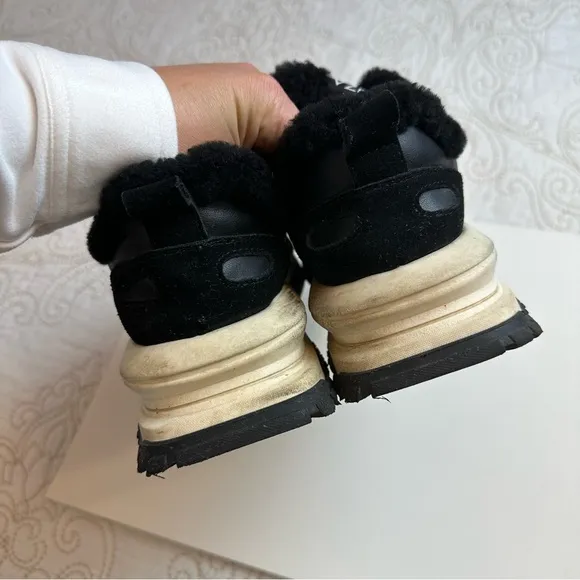 Lonza black sneakers euro sz 39