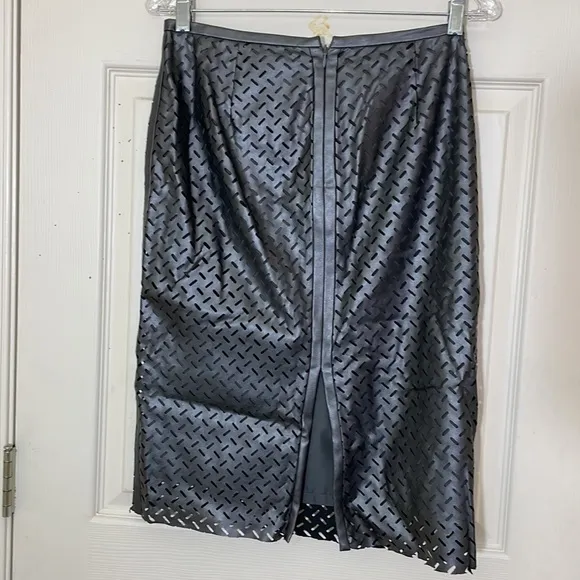 Lord &amp; Taylor Leather Cut Out Pattern Skirt Dark Gray Size 6