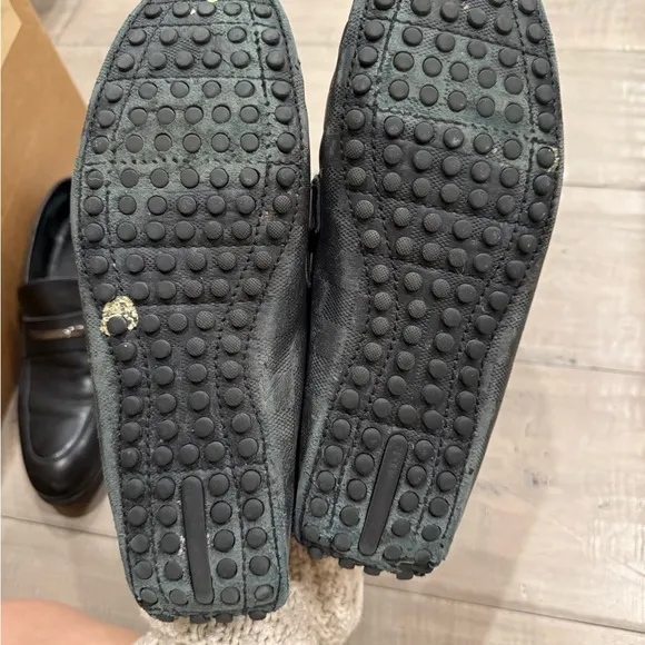 Louis Vuitton Men's Black Loafers