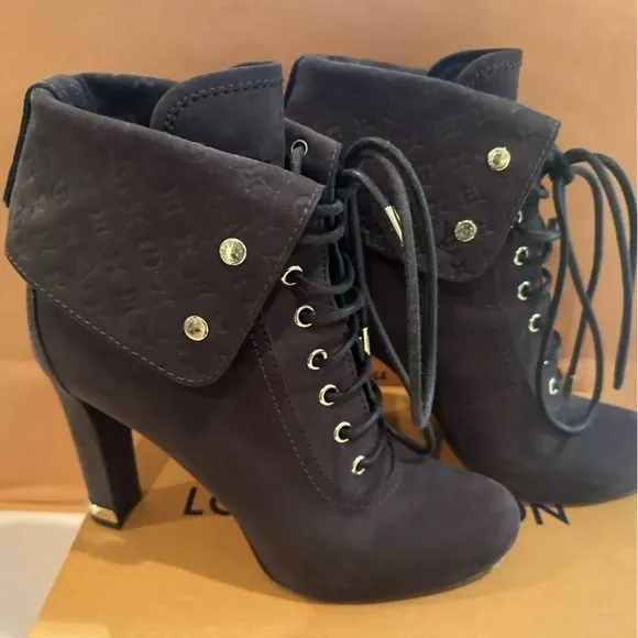 Louis Vuitton Suede Short Boots