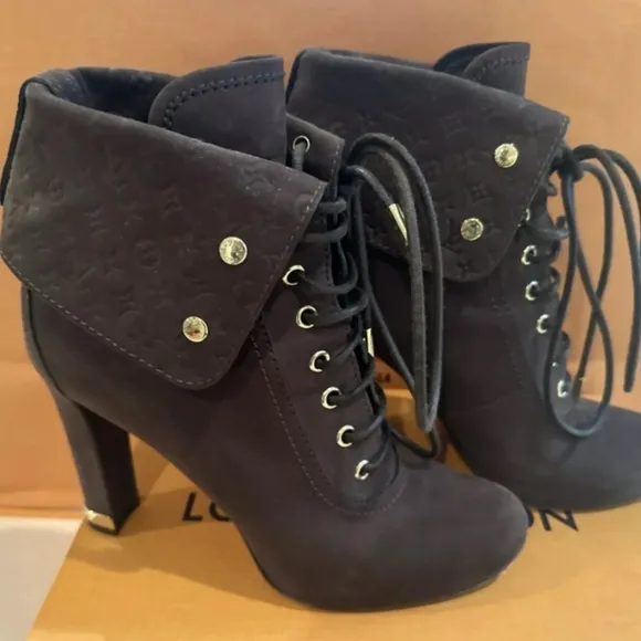 Louis Vuitton Suede Short Boots