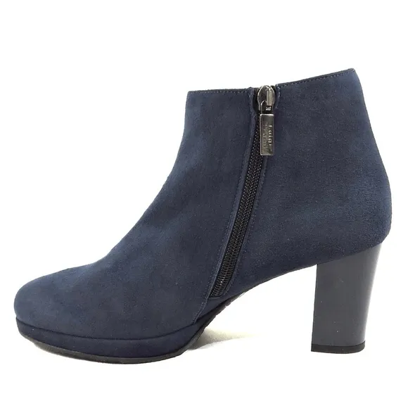 LUIGI TRAINI 🇮🇹 WOMEN'S NAVY BLUE SUEDE COMFORT ANKLE BOOTIE