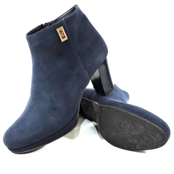 LUIGI TRAINI 🇮🇹 WOMEN'S NAVY BLUE SUEDE COMFORT ANKLE BOOTIE