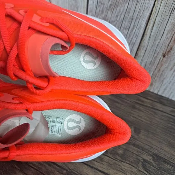 Lululemon Blissfeel Running Shoes Women's Sz 7.5 Flare White (VGC)