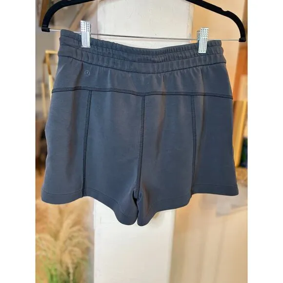 Lululemon Softstreme High-Rise Short 4&quot; Dark Gray Size 6