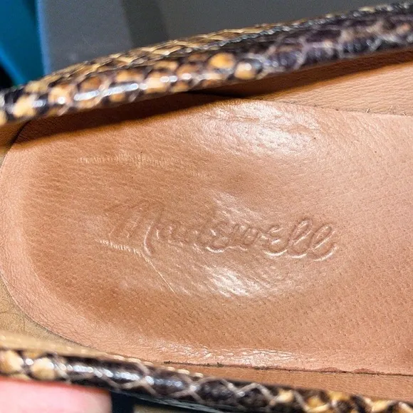 Madewell Frances Snake Embossed Leather Loafer in Warm Ash Multi color size 9.5