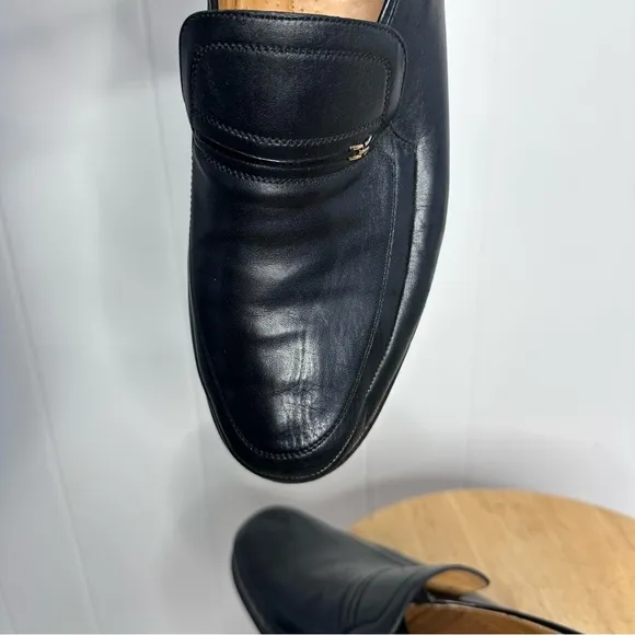 Magnanni Black Leather Slip On Loafers