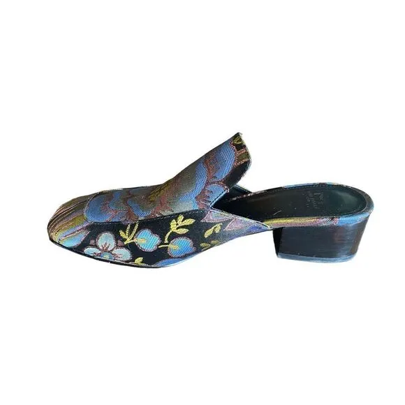 𝅺MARC Fisher Ltd Lailey floral slip on mule shoes size 7