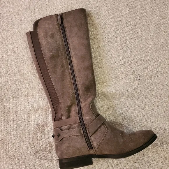 Marc Fisher suede boots