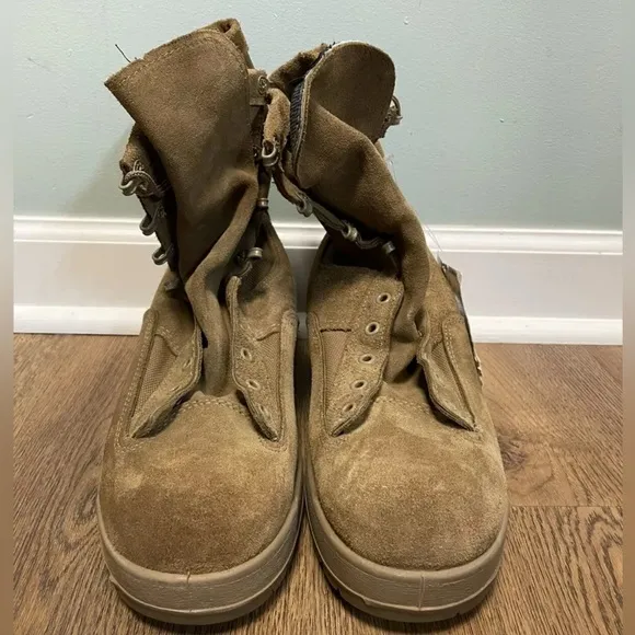 McRae Footwear Military Combat Boots Size 12.5R Gore-Tex Vibram US Army