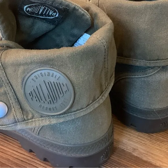 Men’s Palladium Pallabrouse Olive Green Military Baggy Boot Sz 8