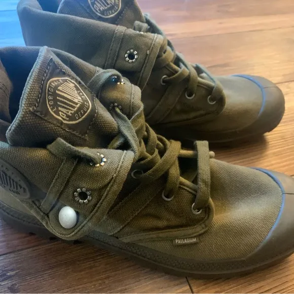 Men’s Palladium Pallabrouse Olive Green Military Baggy Boot Sz 8