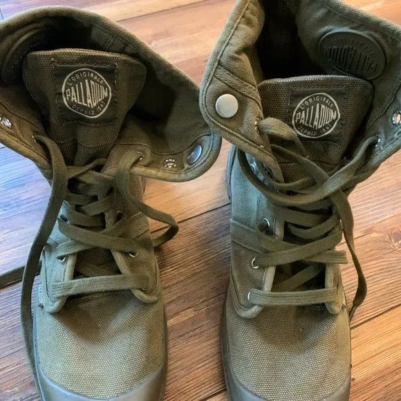 Men’s Palladium Pallabrouse Olive Green Military Baggy Boot Sz 8