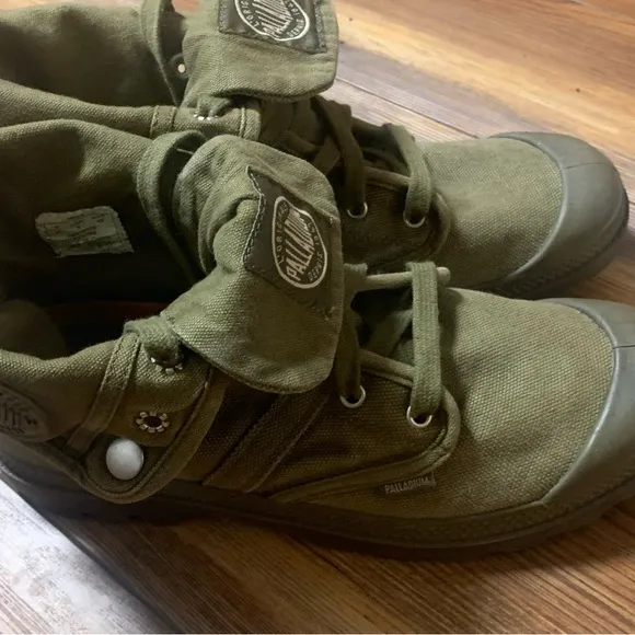 Men’s Palladium Pallabrouse Olive Green Military Baggy Boot Sz 8