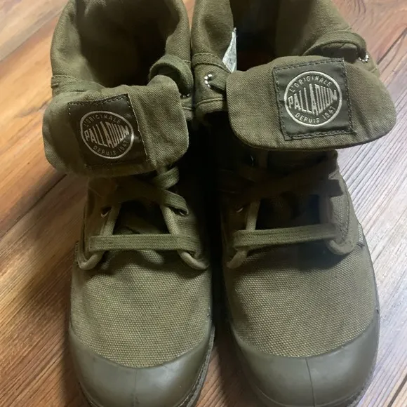 Men’s Palladium Pallabrouse Olive Green Military Baggy Boot Sz 8
