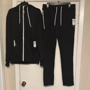 Men’s True Born Black Sweatpants &amp; Joggers