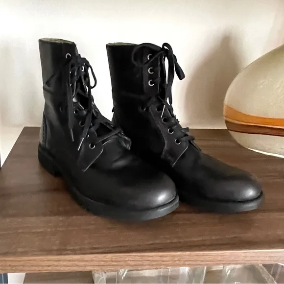 Men's UGG Laurus Leather Military Boots, Size 9