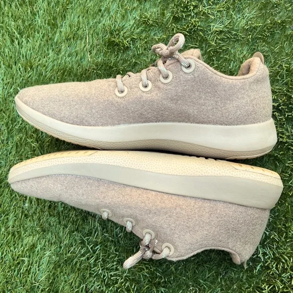 Men's Wool Runner Mizzles Monochrome Lace Up Sneakers