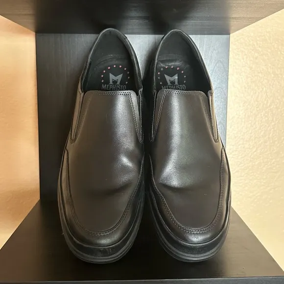 Mephisto Twain slip on shoes