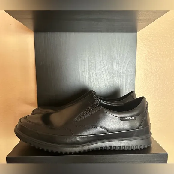 Mephisto Twain slip on shoes