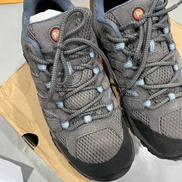 Merrell Moab 2 Women’s 7.5 Waterproof Hiking Shoes - Women's Grey NWT