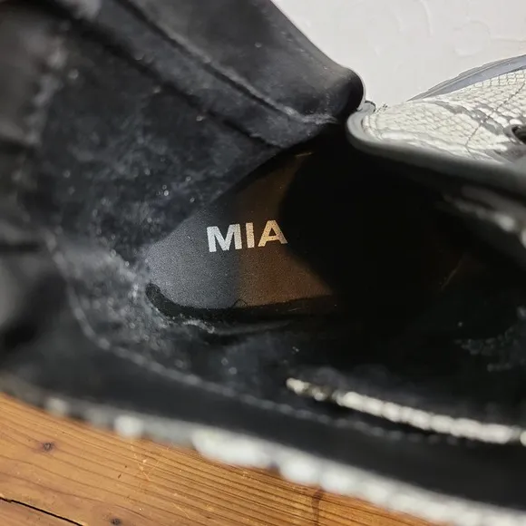 Mia Cortez Military Combat Boots Size 6.5 Zip Side