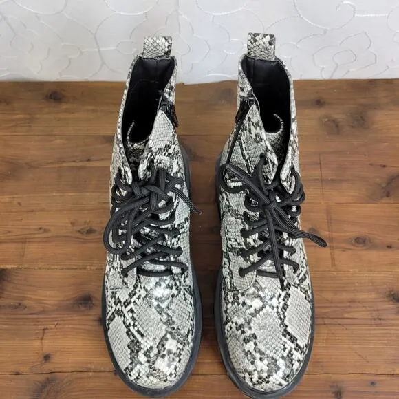 Mia Cortez Womens Military Combat Boots Sz 6.5 Gray Faux Snakeskin Platform NEW