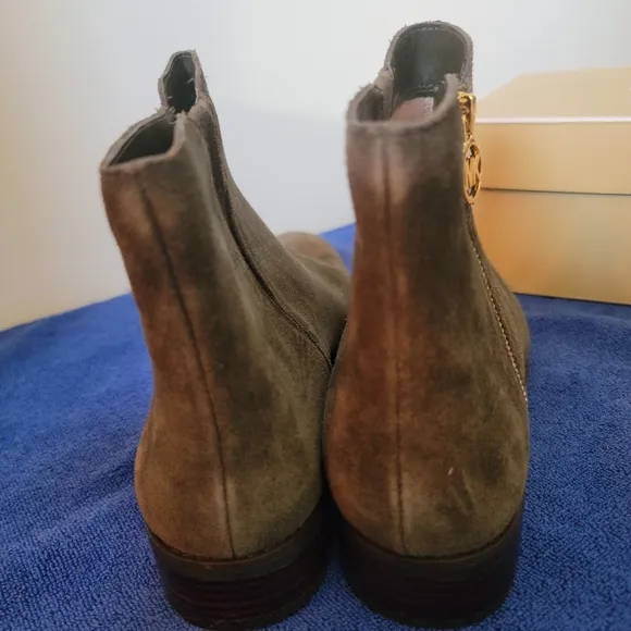 Michael Kors Green suede boots