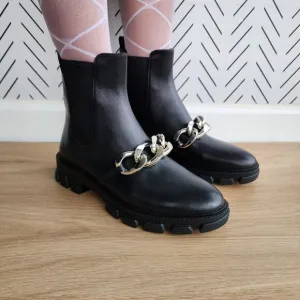 🤩MICHAEL KORS Scarlett Womens leather Chelsea boots Sz 7.5 Black Silver Chain🤩