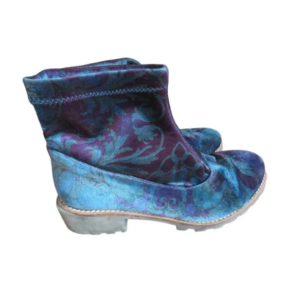 MIISTA Velvet Velveteen Floral Pull On Lug Booties Boots Boho Hippie Sz 7.5
