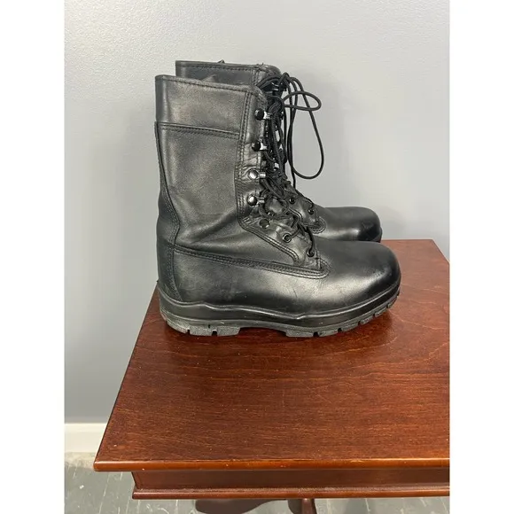 Military grade Black lace up oil resistant combat boots