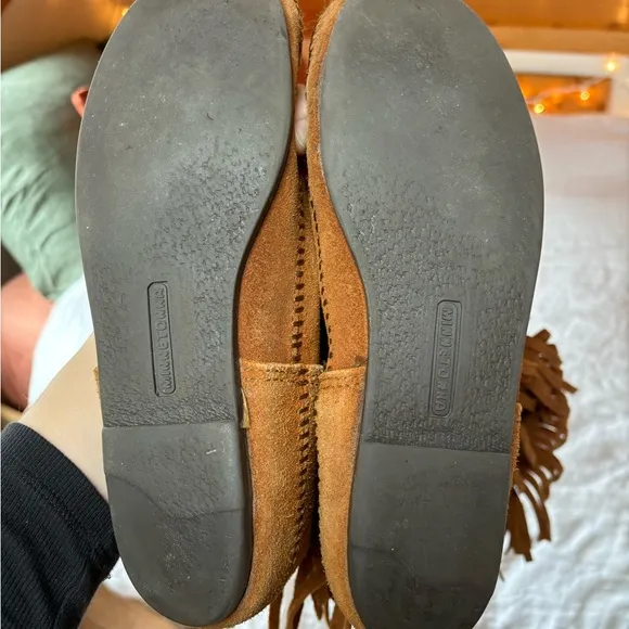 Minnetonka Tall Brown Suede Fringe Moccasin Boots