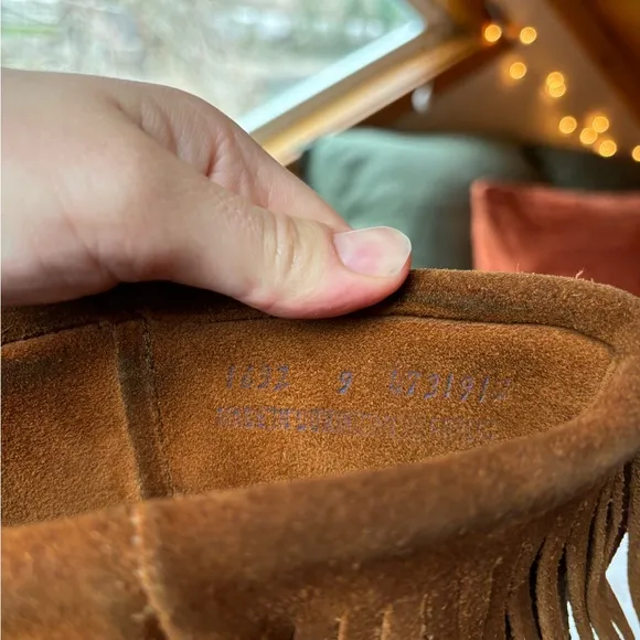 Minnetonka Tall Brown Suede Fringe Moccasin Boots