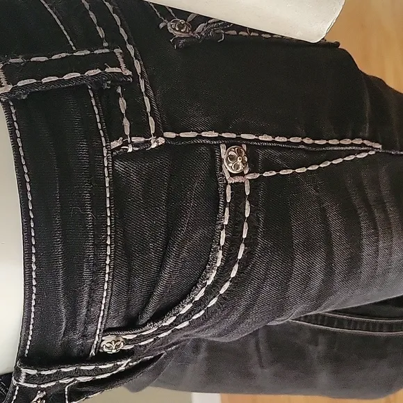 Miss Me Low RiseSkinny Jeans