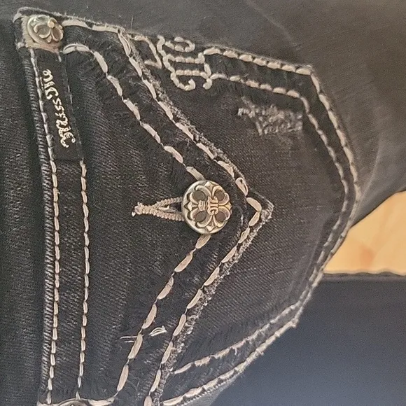 Miss Me Low RiseSkinny Jeans