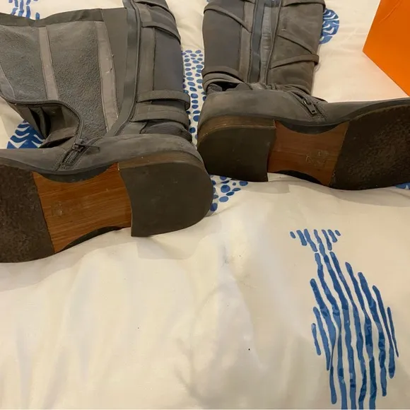 Miz Mooz Kira tall grey soft leather boots with zip up size 11