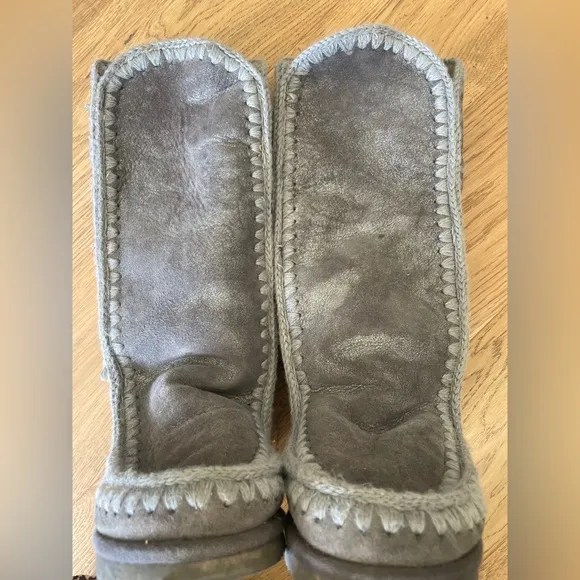 MOU Eskimo 40 tall grey suede boots