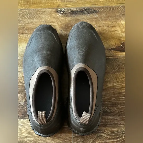 Muck short boots size 9 men’s