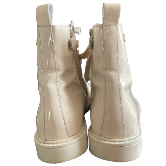 Naturino Barnett Cream Patent Leather Lace Up Combat Boot Size 36 Good Condition