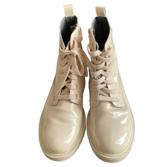 Naturino Barnett Cream Patent Leather Lace Up Combat Boot Size 36 Good Condition