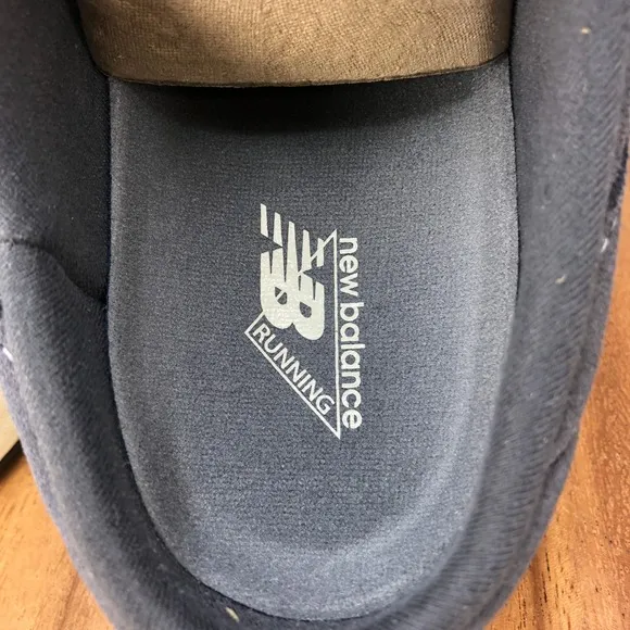 New Balance 2002R Mule Slip On Gray Suede Leather Comfort Shoes Mens 11.5 D