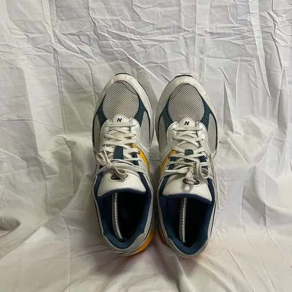 New balance 2002r white lagoon size 14