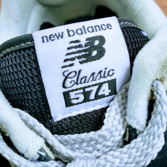 New Balance 574 (GS) Core Black/Grey Shoes