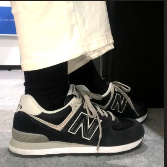 New Balance 574 (GS) Core Black/Grey Shoes