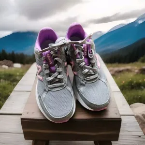 New Balance Running Shoes 450 V3 Grey And Pink Sz 7 NEW