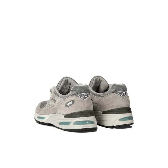 New Balance Sneakers &amp; Slip-on Size US 9.5
