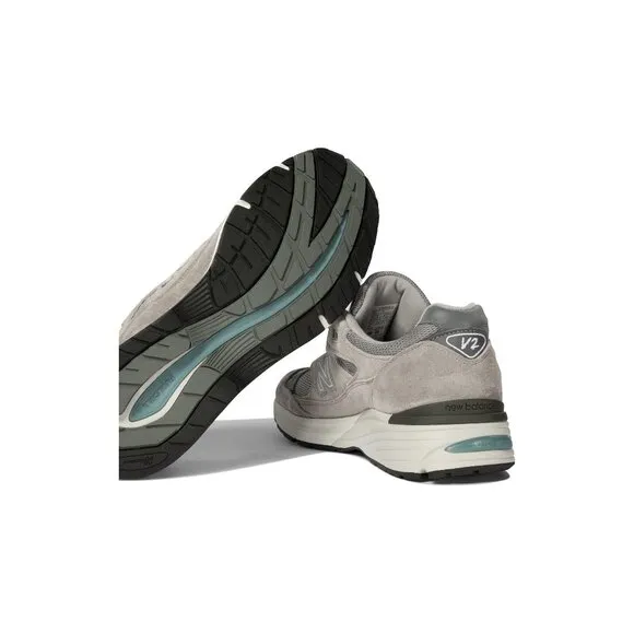 New Balance Sneakers &amp; Slip-on Size US 9.5