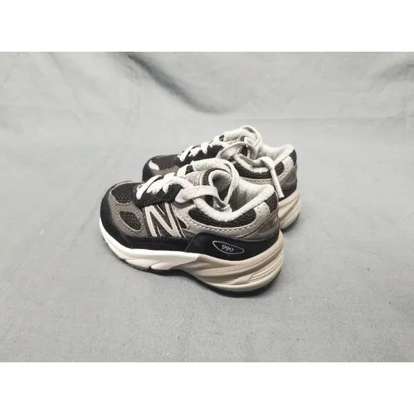 New Balance Toddler's 990V 6 (TD) Sneakers Lace Up Black Gray Size 8 NEW IN BOX!