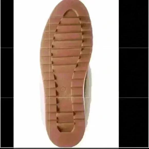 NEW Blondo Suri Waterproof Slip-On Sneaker In Camel Suede Size 7.5