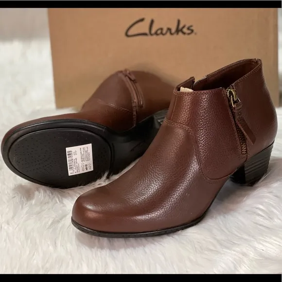 New Clarks® Valarie 2 Sofia Women's Ankle Boots